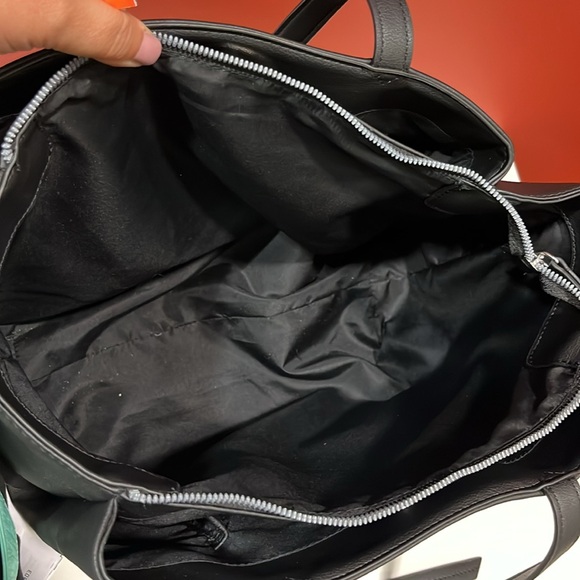 Nine West Large/Jumbo Purse - EUC - Picture 11 of 14